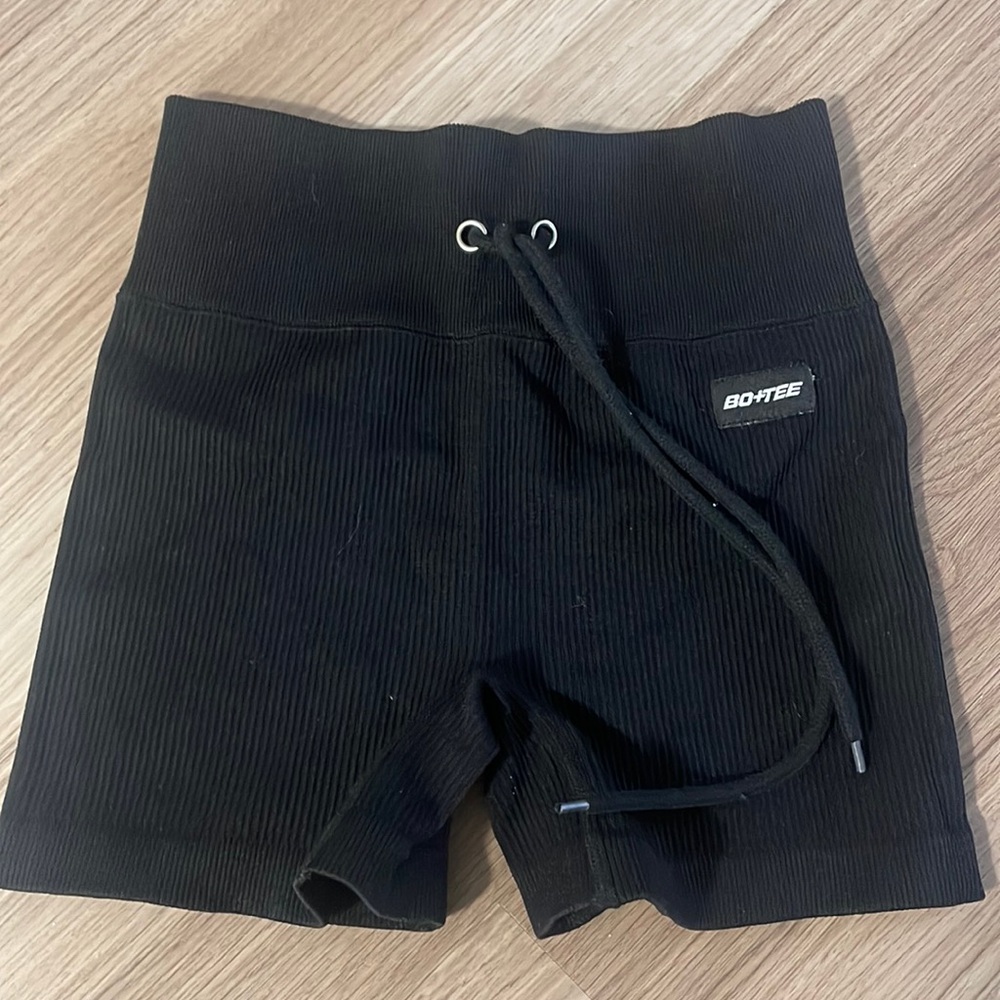 Bo and tee seamless shorts ribbed